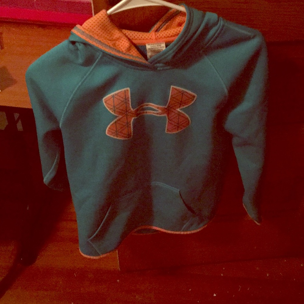 Under armour youth medium sweatshirt